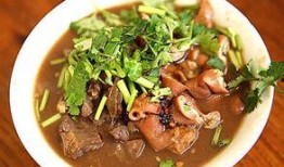 卤煮火烧爆料怎么做视频,视频教你轻松制作地道美食