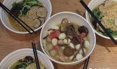 青春麻辣烫在线观看,青春记忆里的麻辣滋味